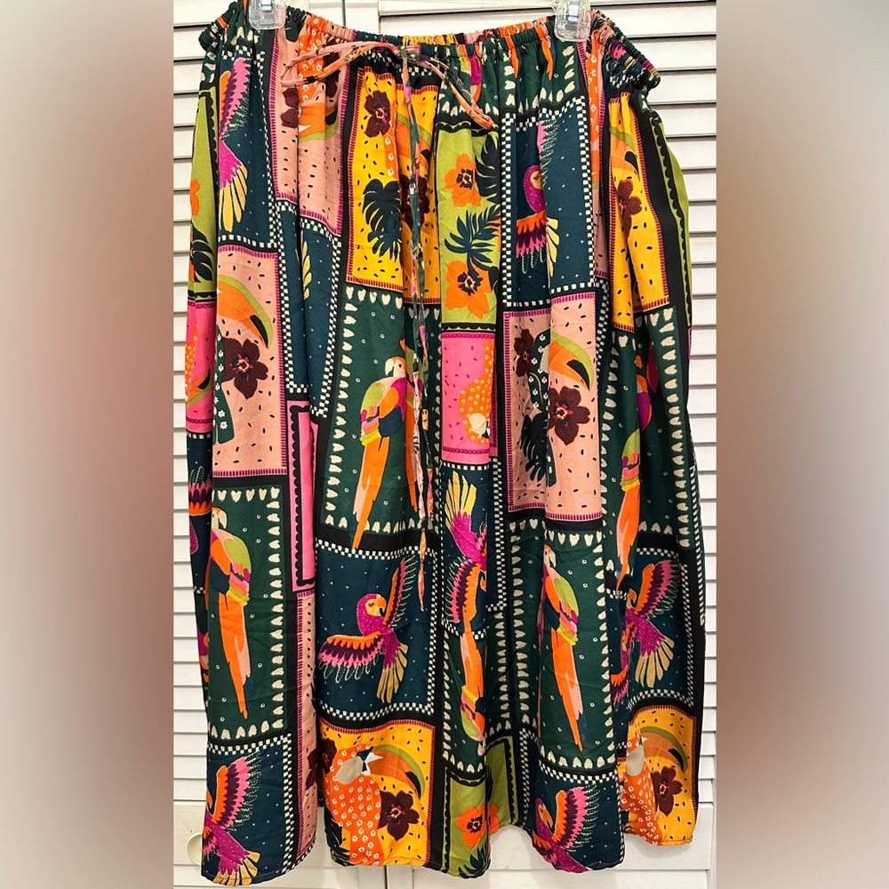 NWT Tropical Print Full Maxi Skirt Size Large